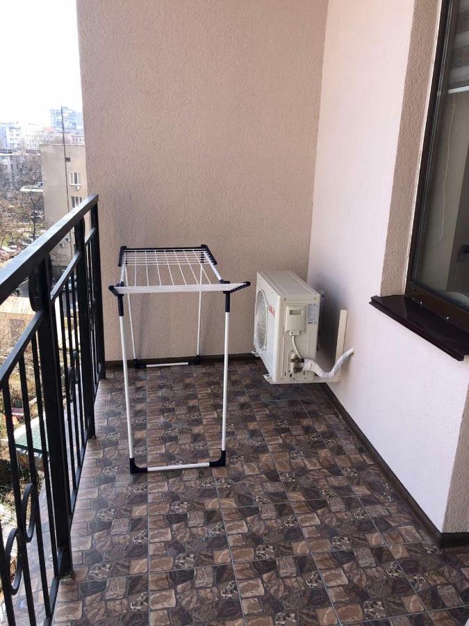 Акра - Уютная Квартира Студия Odessa Exterior foto
