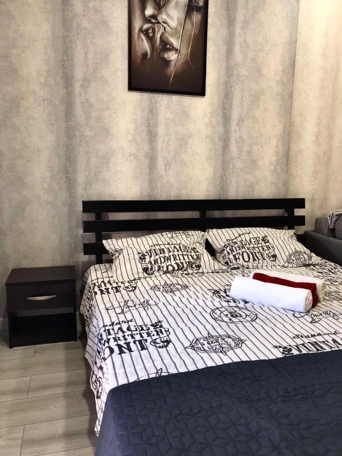 Акра - Уютная Квартира Студия Odessa Exterior foto